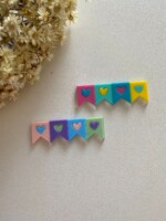 Hair Clip Bandeirinha com Coração - 6,5cm - Imagem 5