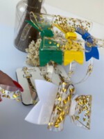 Tiara Laço Dobrado Coração Dourado - Copa - Imagem 13