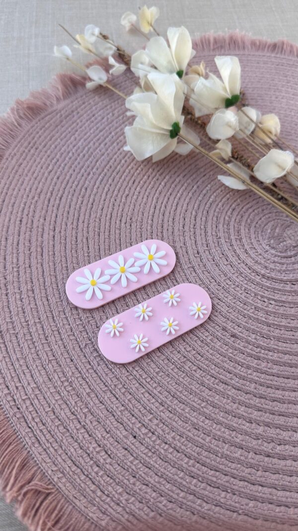 Hair Clip Flor Margarida Oval - 6,5cm - Imagem 3