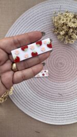 Hair Clip Morango com Flores Reto 6,5cm