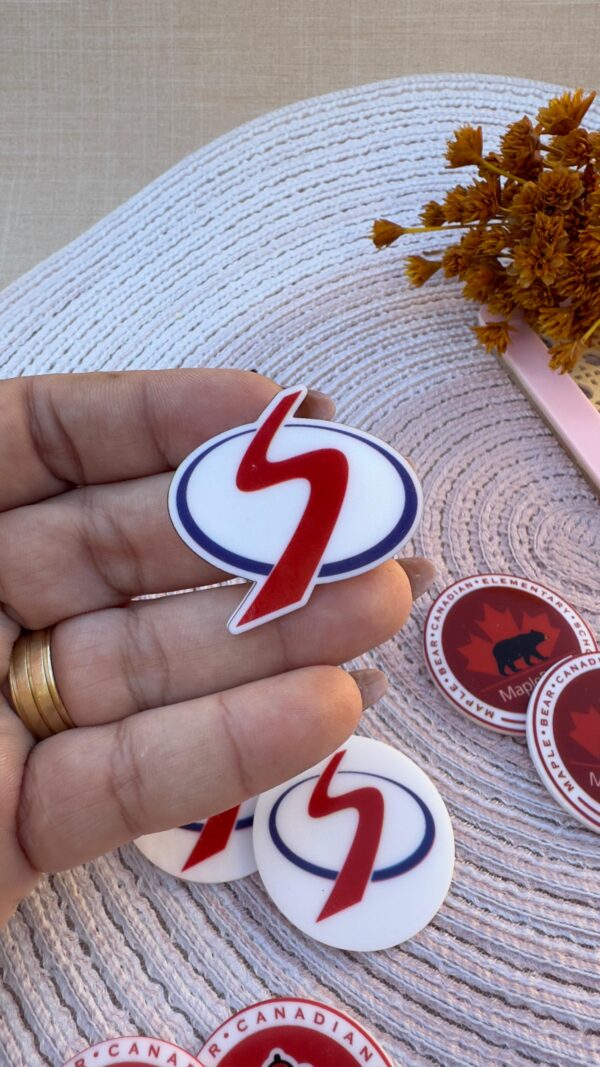 Aplique com Logo escolar - Imagem 2