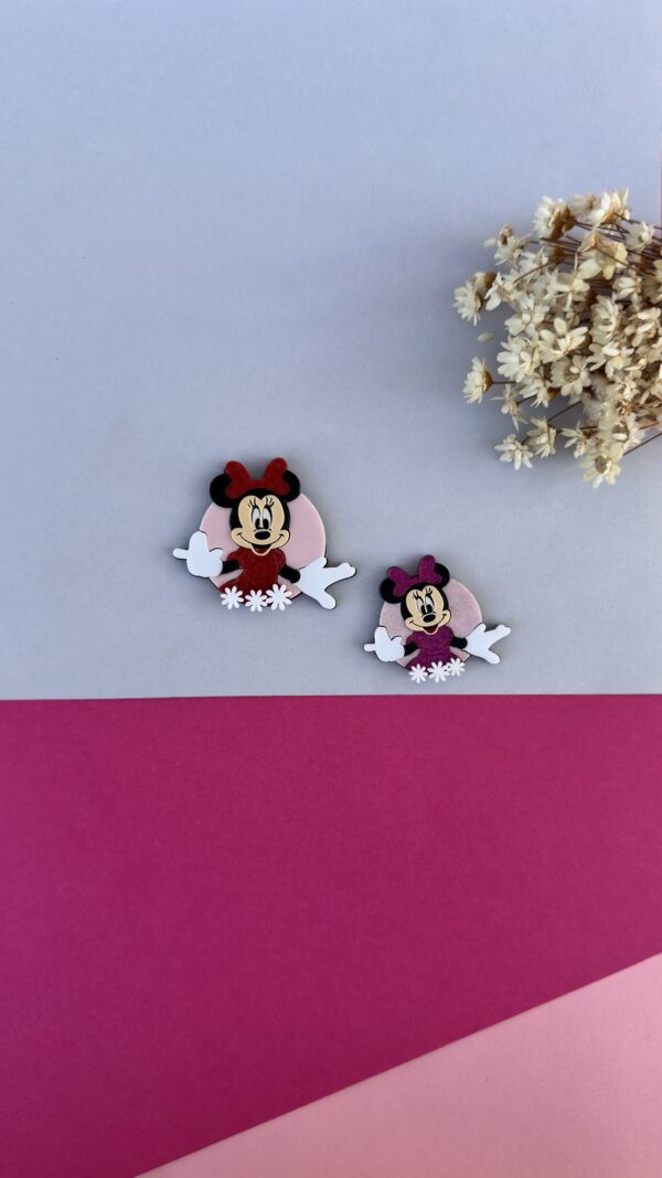 Minnie Boton com flor - Imagem 1