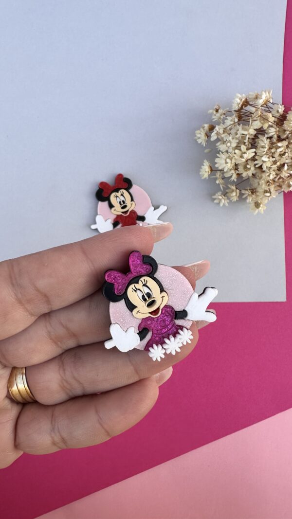 Minnie Boton com flor - Imagem 2