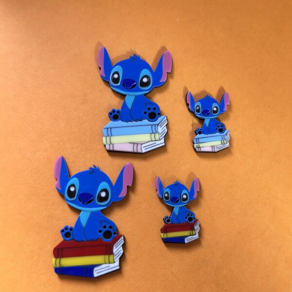 Stitch Livro Sentado Escolar - 2025