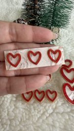 Hair Clip 3 corações  - Natal 2025 - Imagem 3